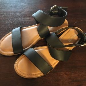 Maurices black twist sandal